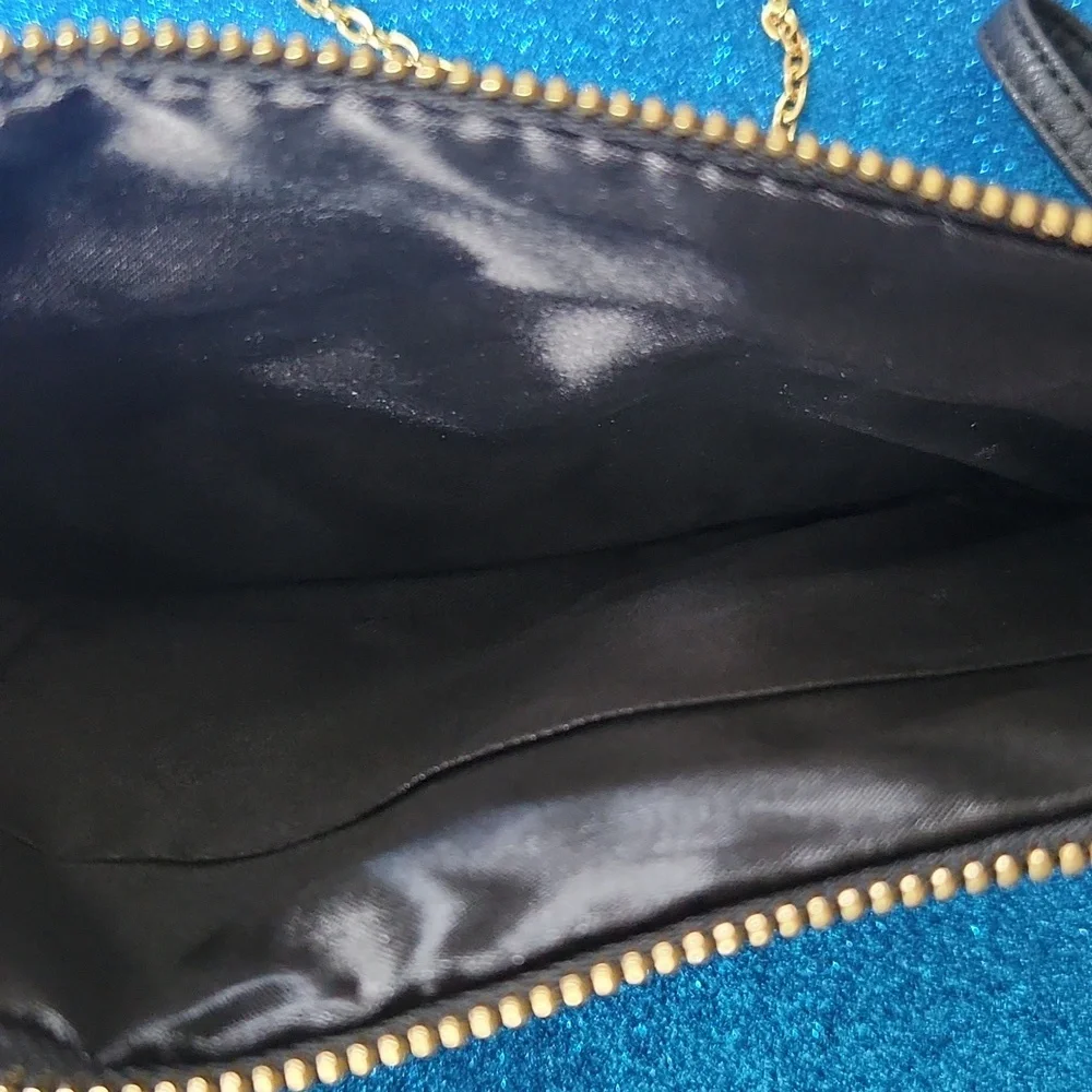 Chic Blue and Black Clutch with Gold Chain NwT